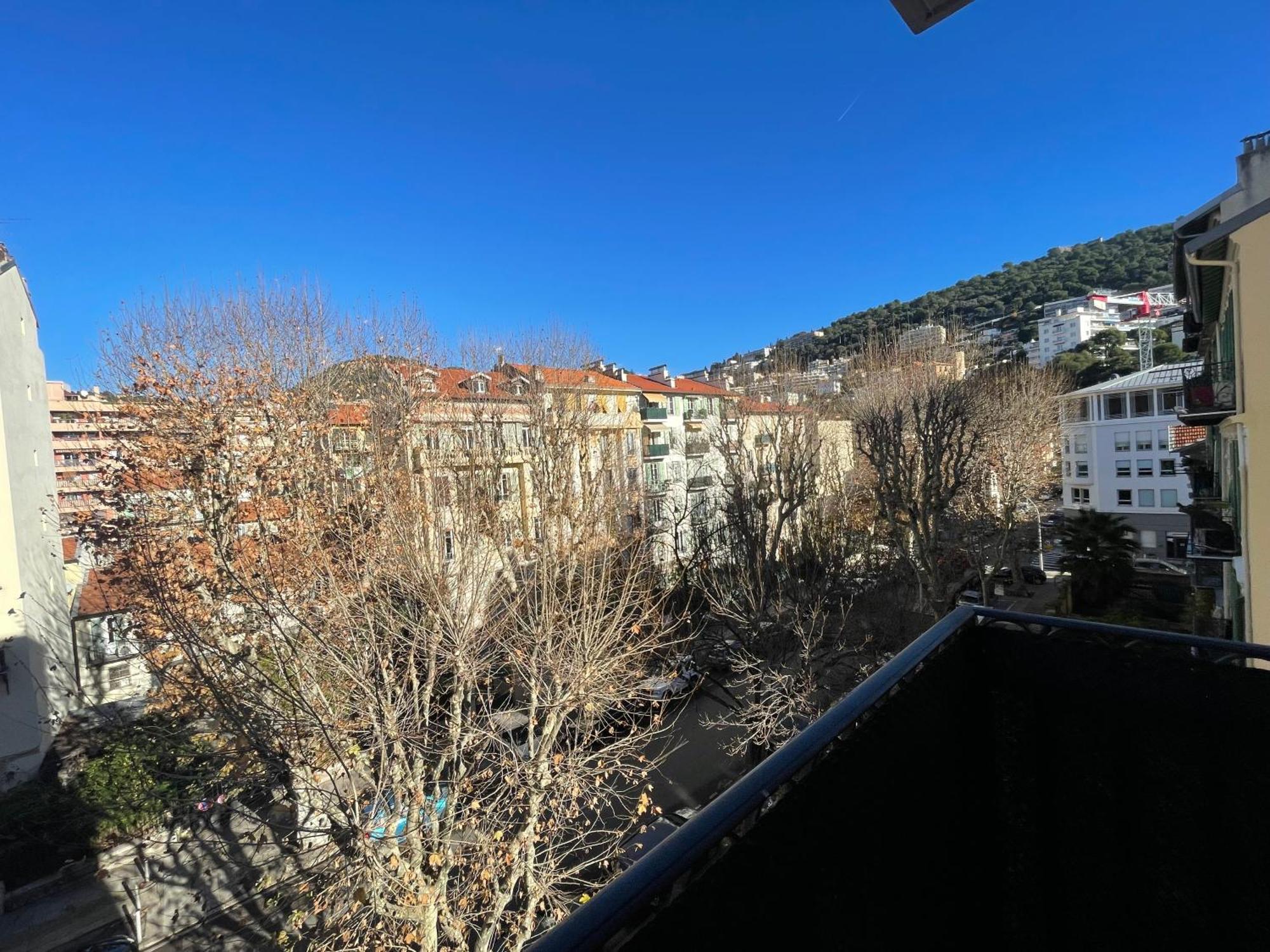 Top Studio - Terrasse - Proche Centre Appartamento *